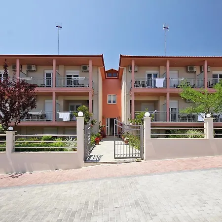 Coralli Apartament *