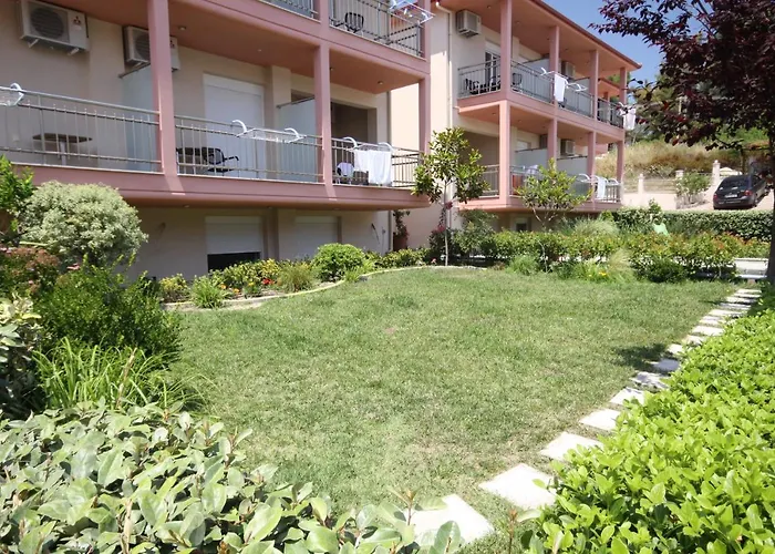 Coralli Apartment Ormos Panagias