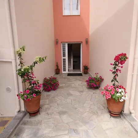 Coralli Apartment *